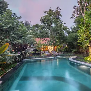Jero Sebali , Ubud Indonesia
